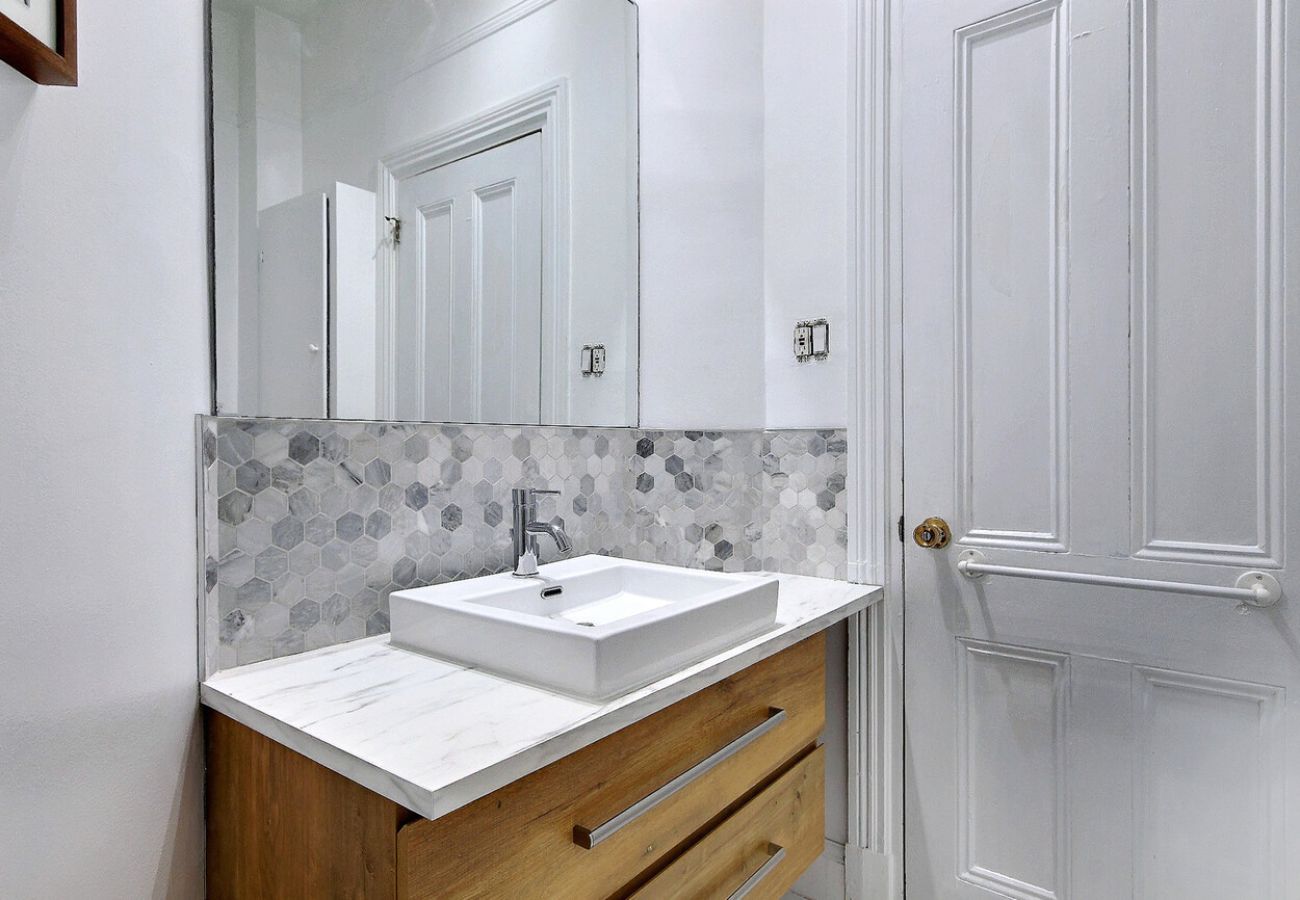 Apartment in Saint-Sixte - CAN023 : Longchamps