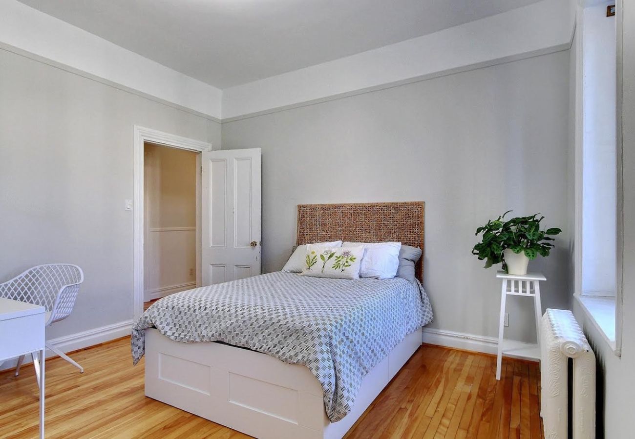 Apartment in Saint-Sixte - CAN023 : Longchamps