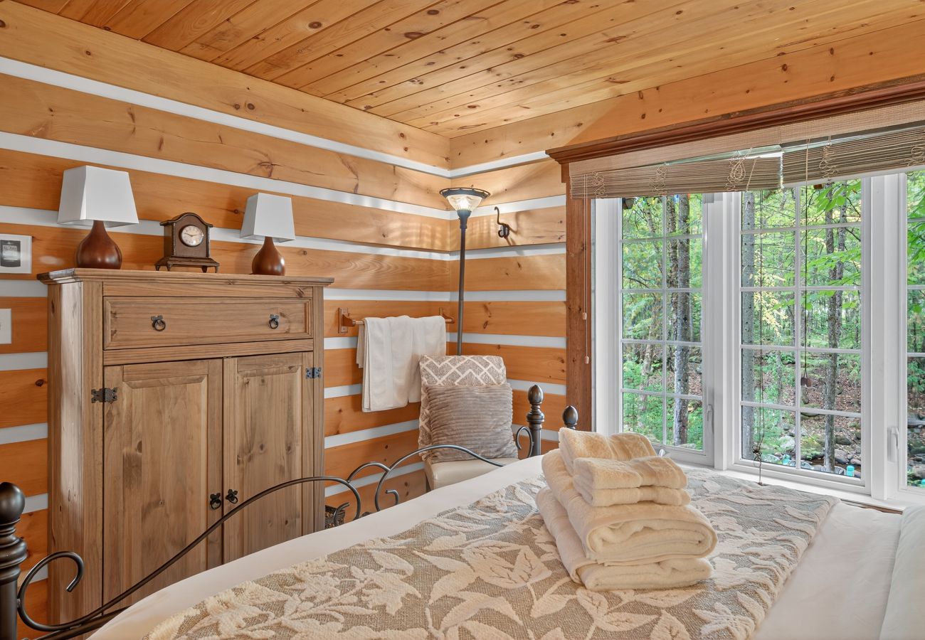 Chalet in Montreal - CAN028 : L'Hirondelle