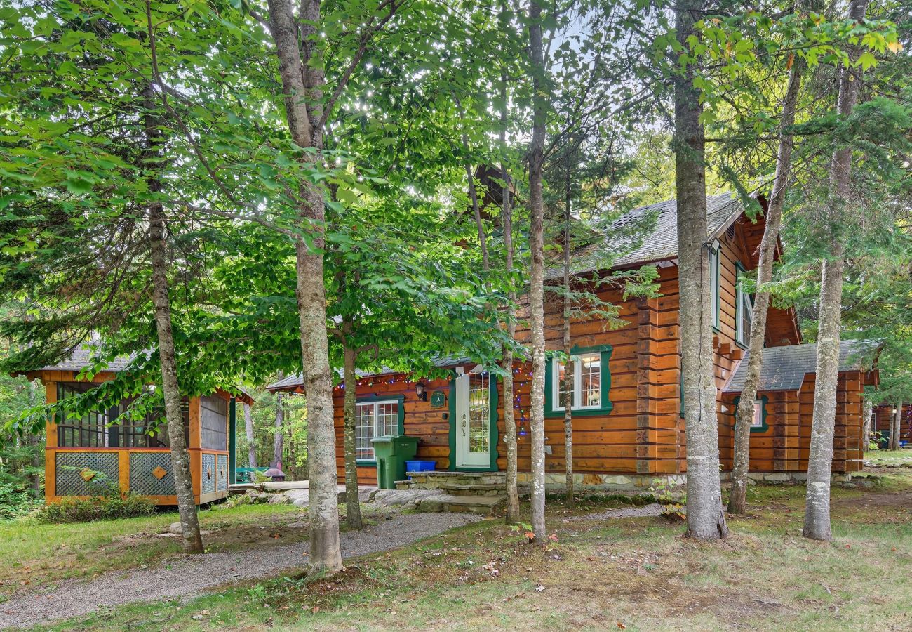 Chalet in Montreal - CAN028 : L'Hirondelle