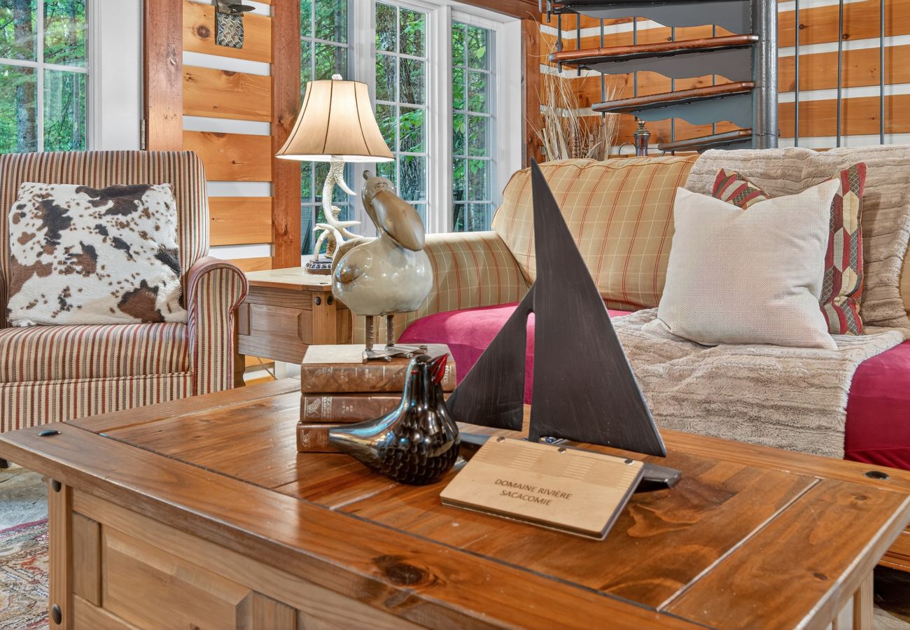 Chalet in Montreal - CAN028 : L'Hirondelle