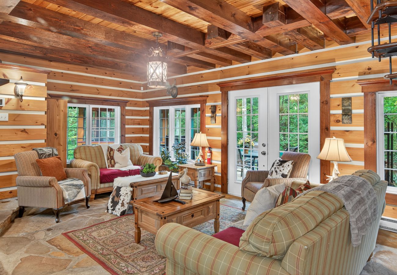 Chalet in Montreal - CAN028 : L'Hirondelle