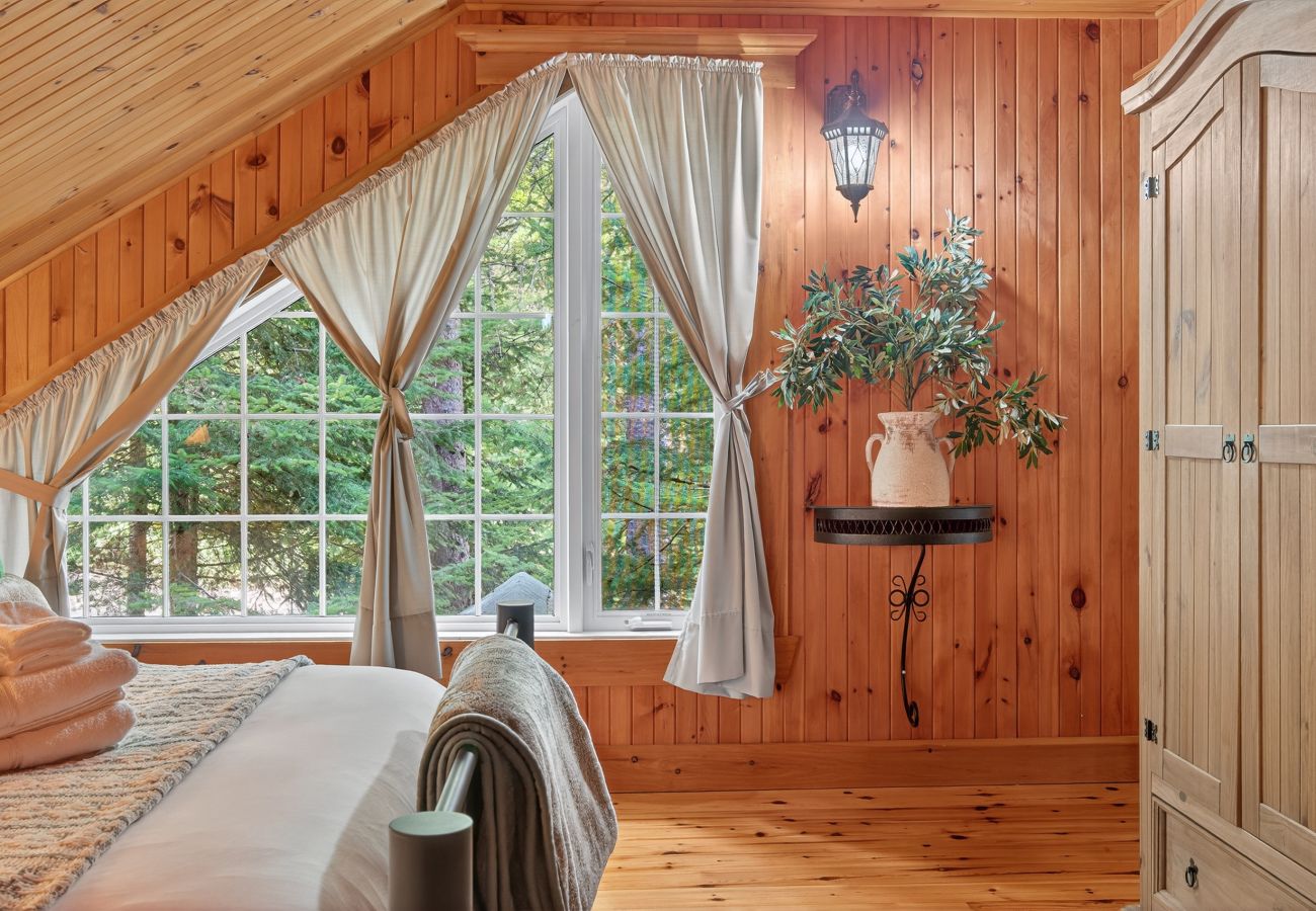 Chalet in Montreal - CAN028 : L'Hirondelle