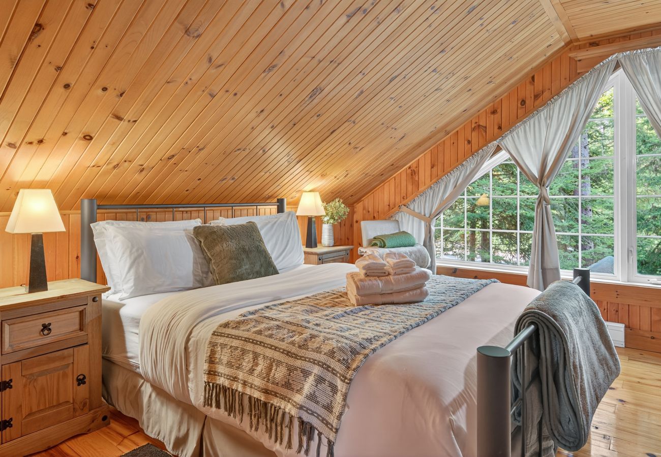 Chalet in Montreal - CAN028 : L'Hirondelle