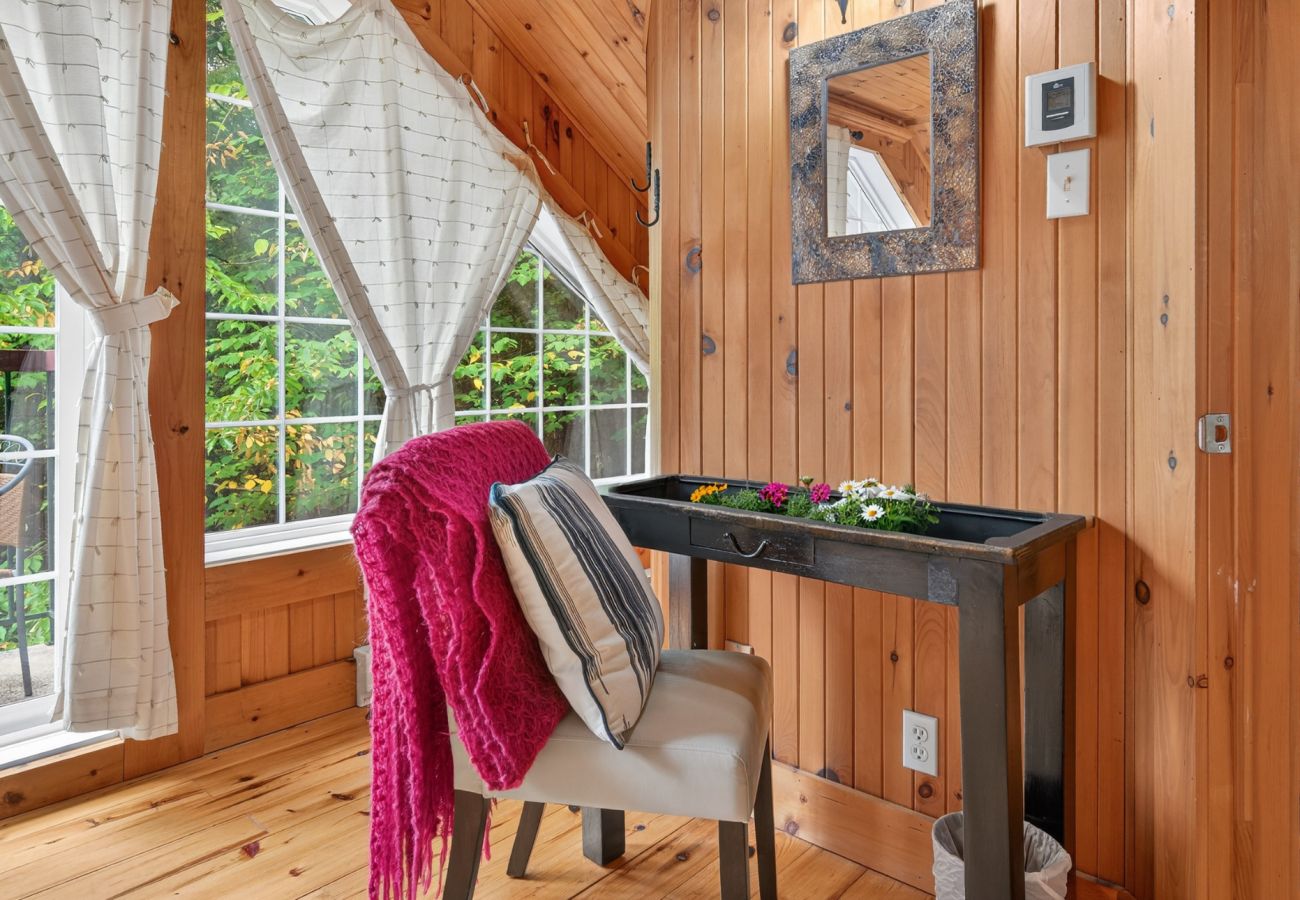 Chalet in Montreal - CAN028 : L'Hirondelle