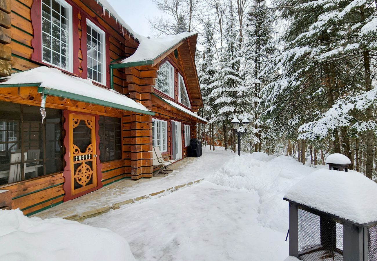 Chalet in Montreal - CAN029 : Le Huard