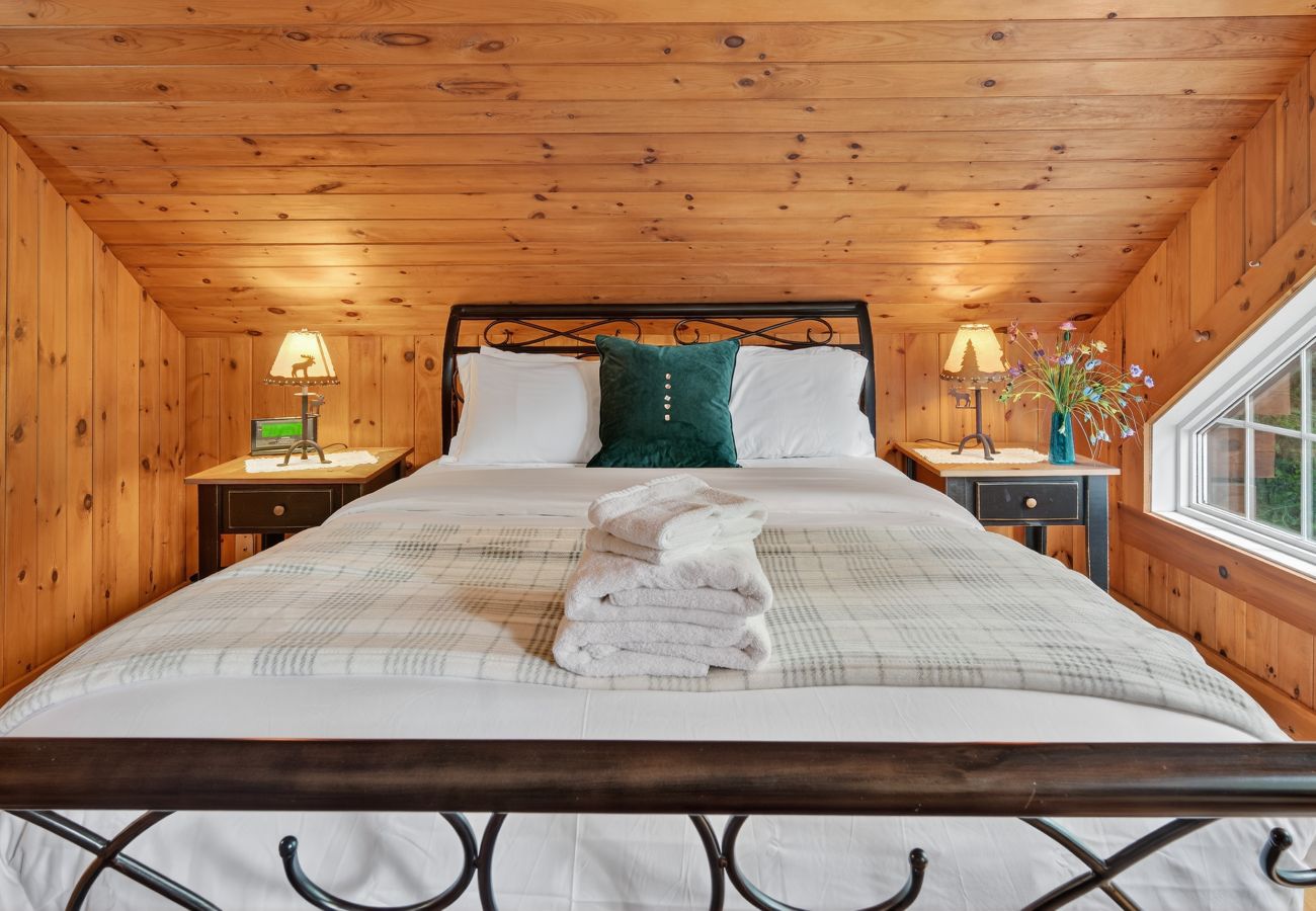 Chalet in Montreal - CAN029 : Le Huard