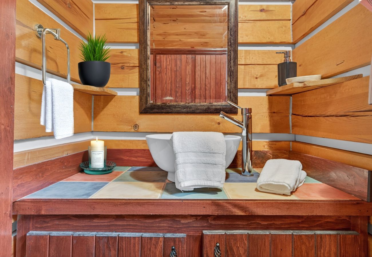 Chalet in Montreal - CAN029 : Le Huard