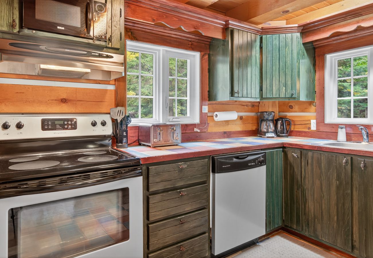 Chalet in Montreal - CAN029 : Le Huard