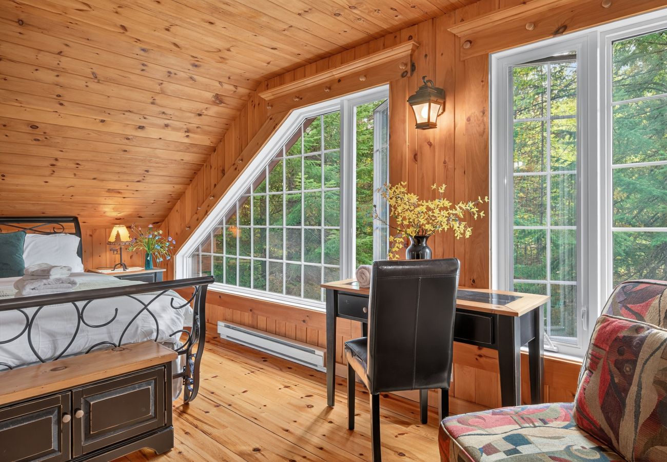 Chalet in Montreal - CAN029 : Le Huard