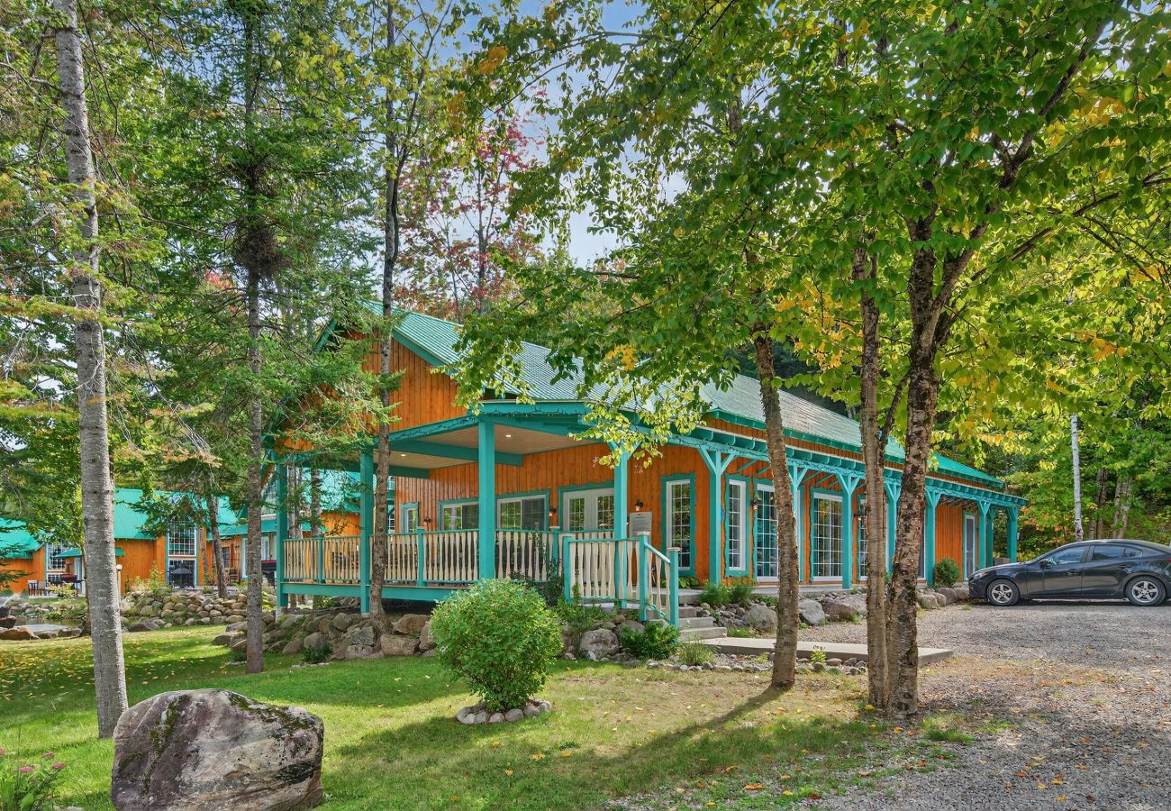 Chalet in Montreal - CAN029 : Le Huard