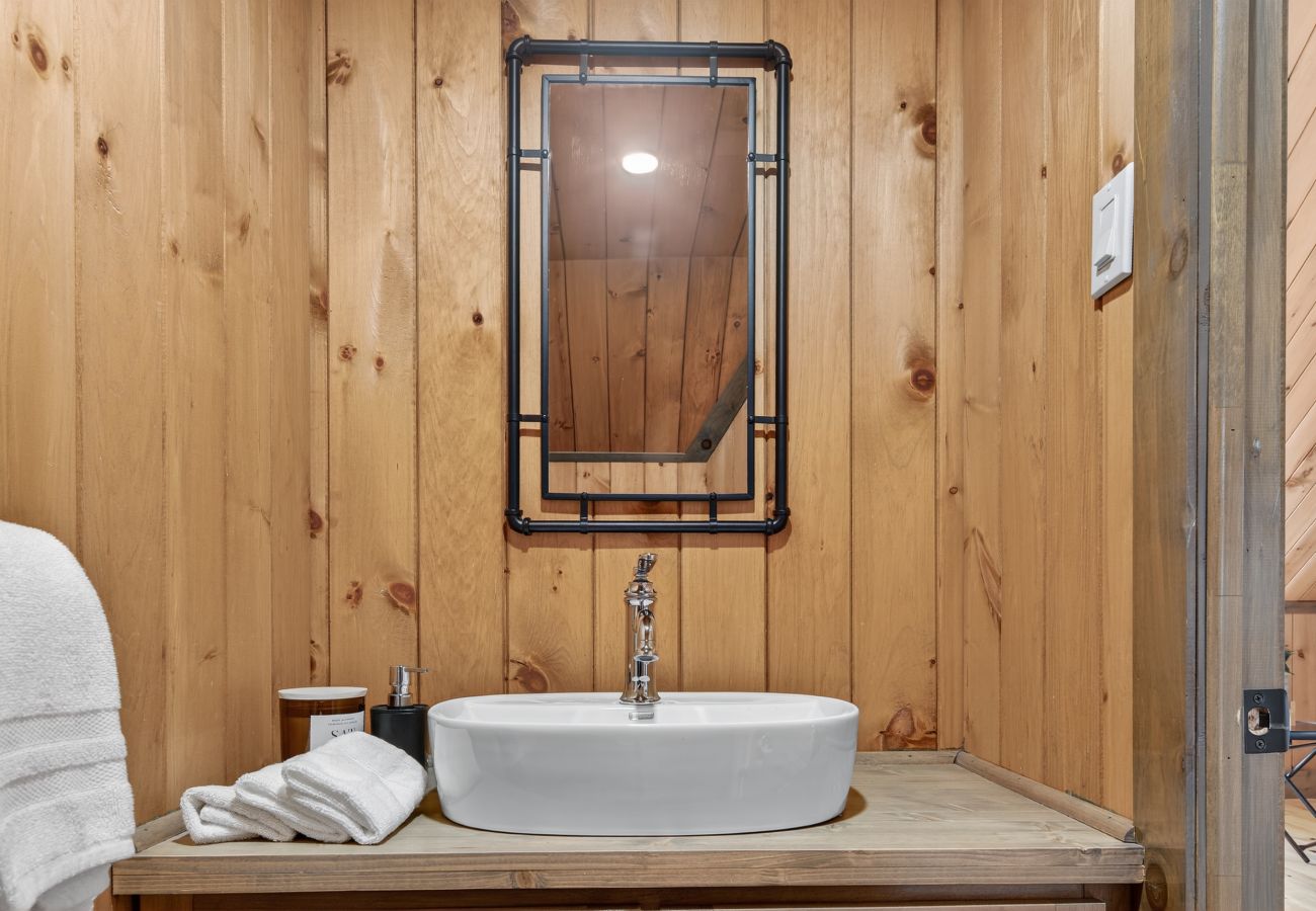 Chalet in Montreal - CAN030 : Le Cardinal