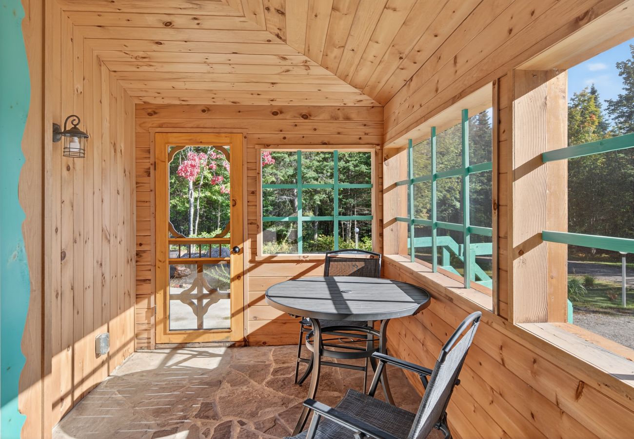 Chalet in Montreal - CAN030 : Le Cardinal