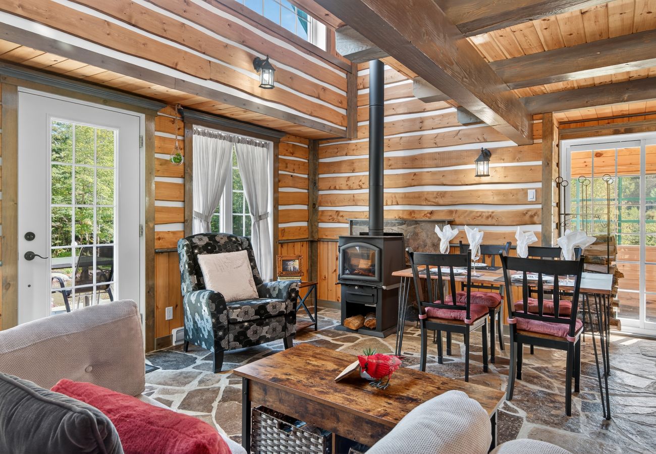 Chalet in Montreal - CAN030 : Le Cardinal