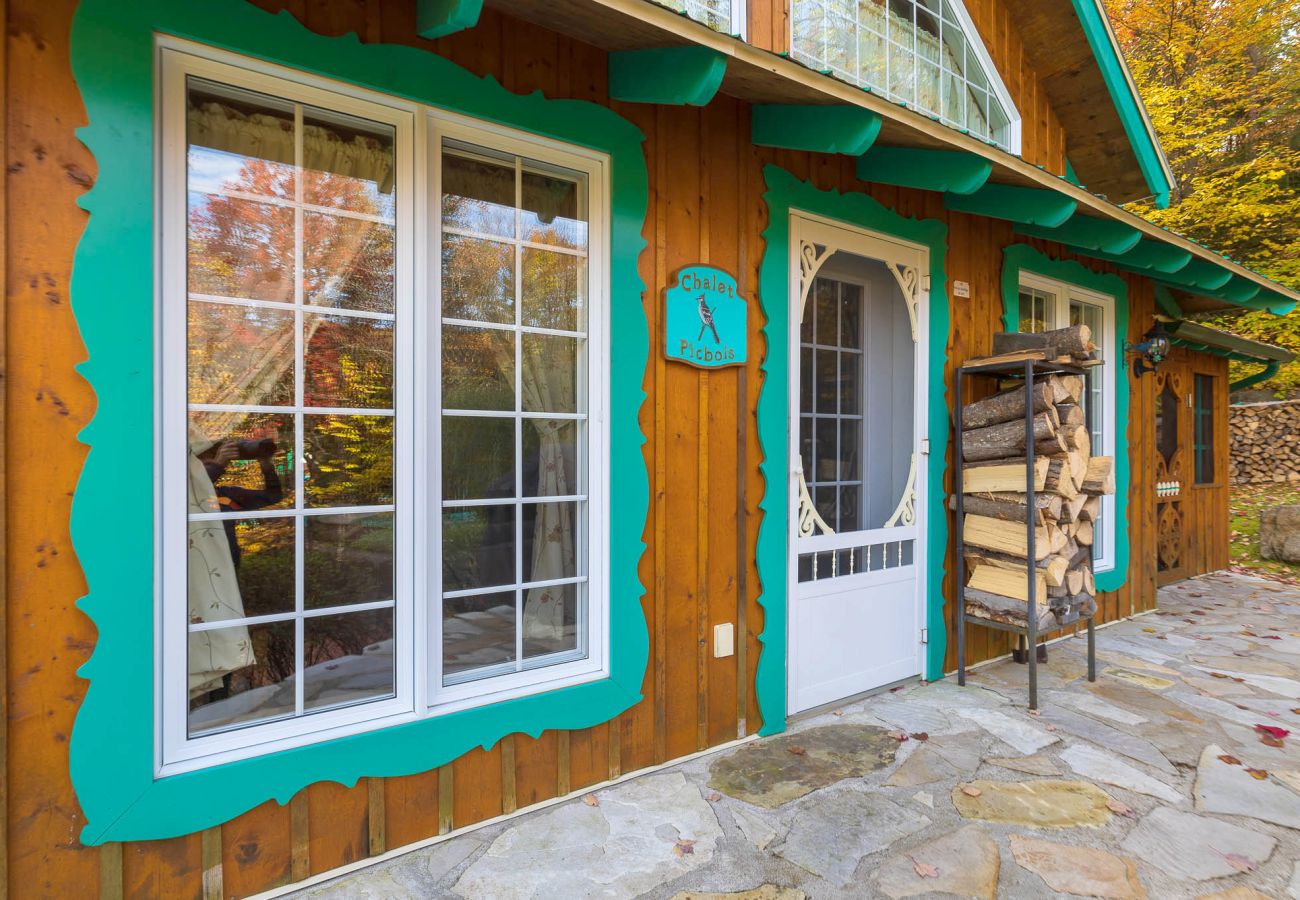 Chalet in Montreal - CAN031 : Le Pic-Bois