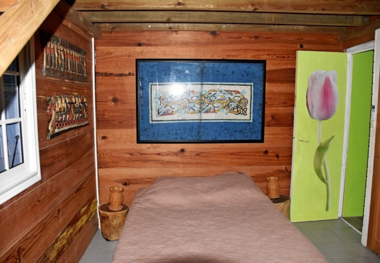 Villa in Deshaies - Villa Bleu Outremer à Deshaies Ref GEA007