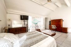 Apartment in Les Trois-Ilets - T3 DUPLEX ANSE A L ANE 2 ch REF M-000102