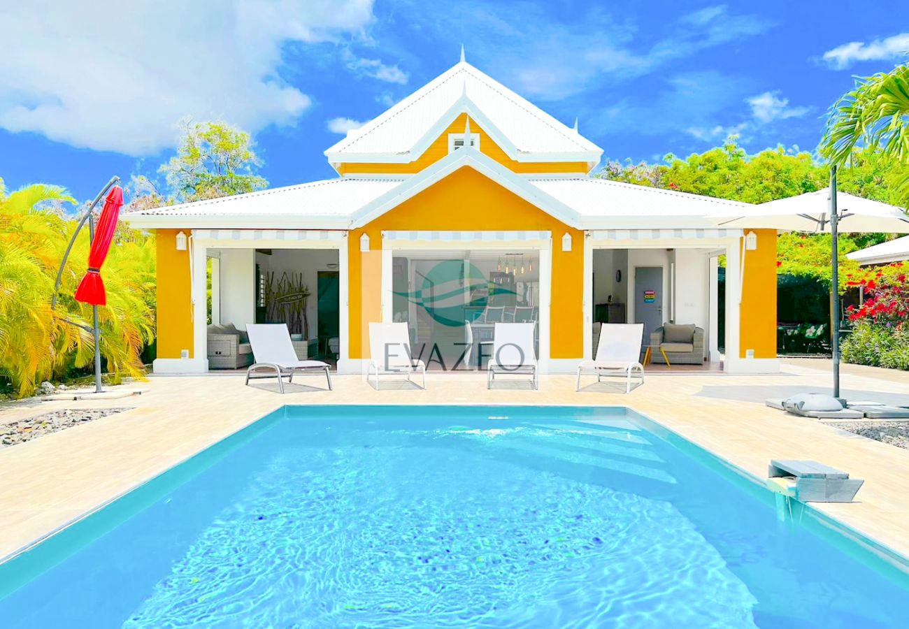 Villa/Dettached house in Saint-François - Villa de charme 115m2 à ST François REFPMV012