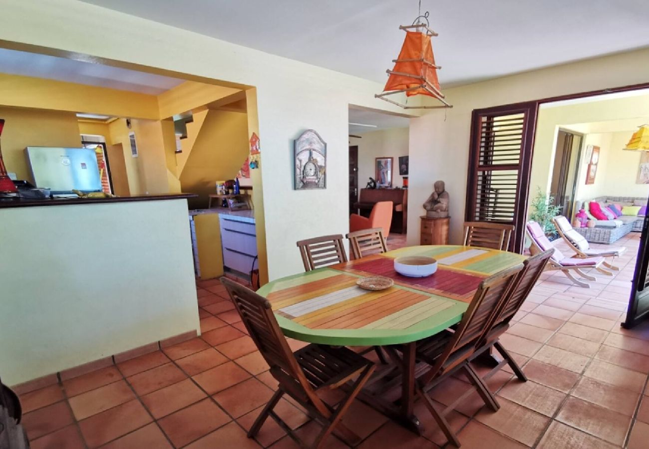 Villa à Le Diamant - Villa au Diamant Ref M133 5 ch jardin face mer