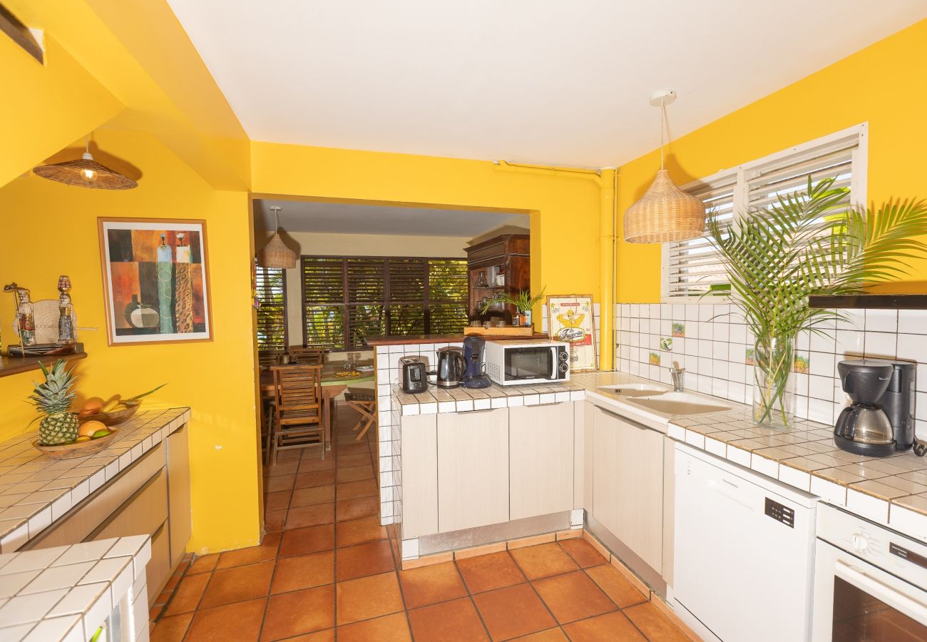 Villa à Le Diamant - Villa au Diamant Ref M133 5 ch jardin face mer