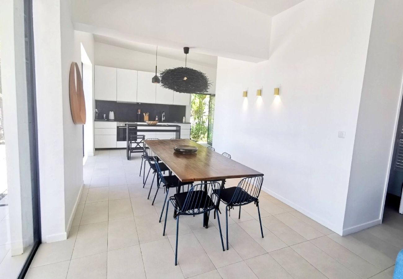Villa à Le Diamant - Villa de standing au Diamant Ref M160 4 chambres v