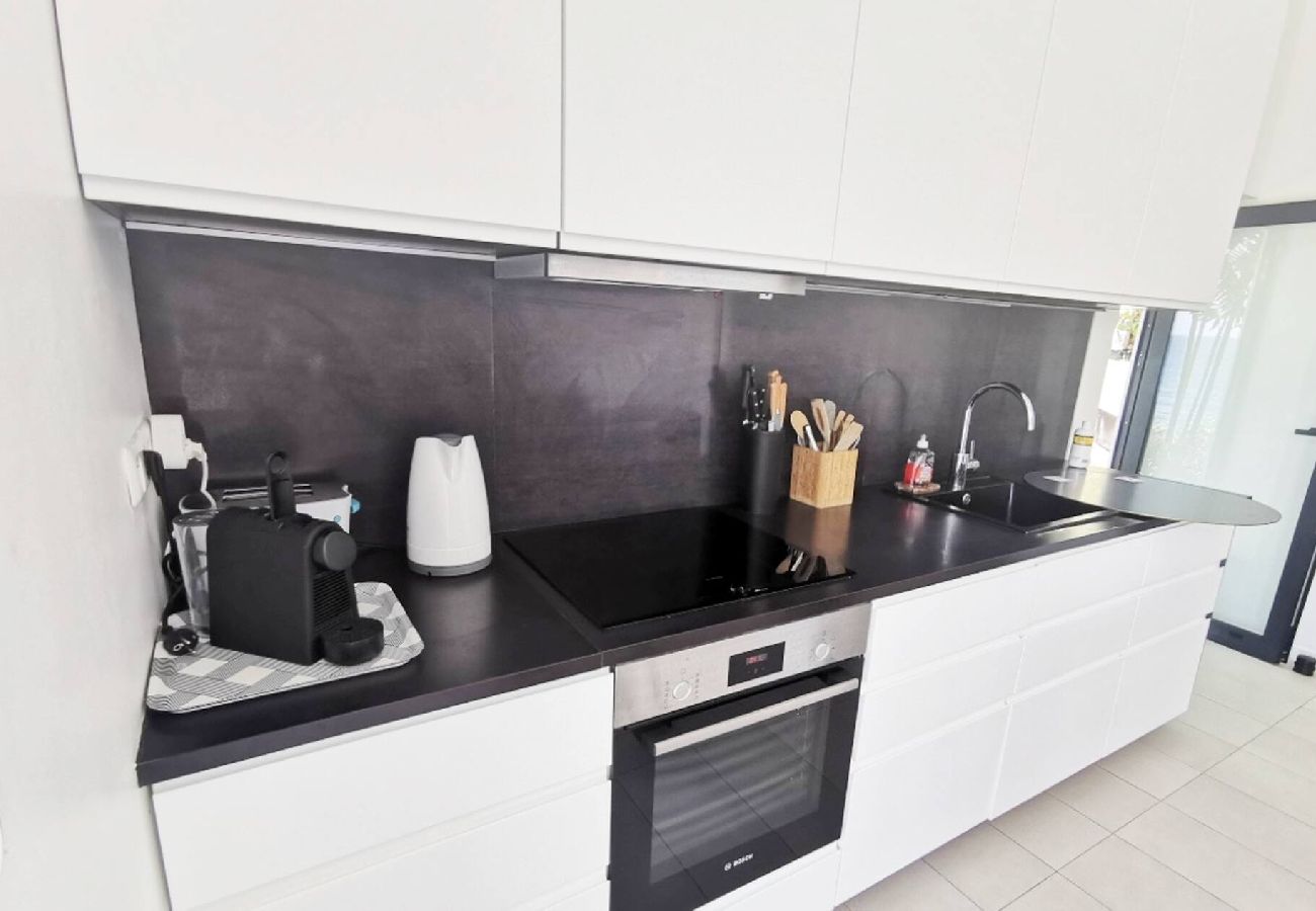 Villa à Le Diamant - Villa de standing au Diamant Ref M160 4 chambres v