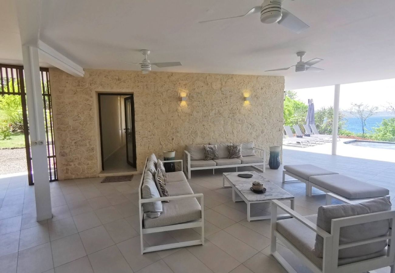 Villa à Le Diamant - Villa de standing au Diamant Ref M160 4 chambres v