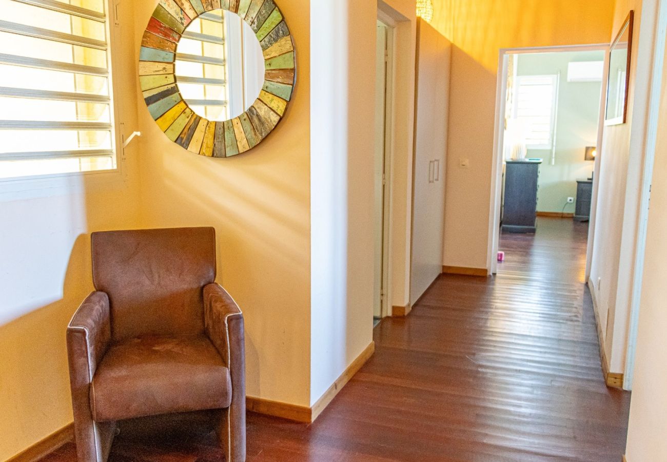 Villa à Deshaies - Villa à Deshaies G166A vue mer 3ch piscine