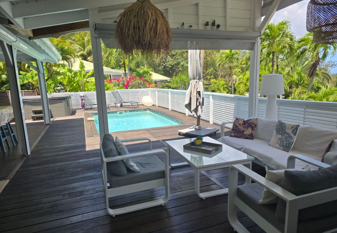 Villa à Deshaies - Villa à Deshaies G128B 3 chambres piscine vue mer