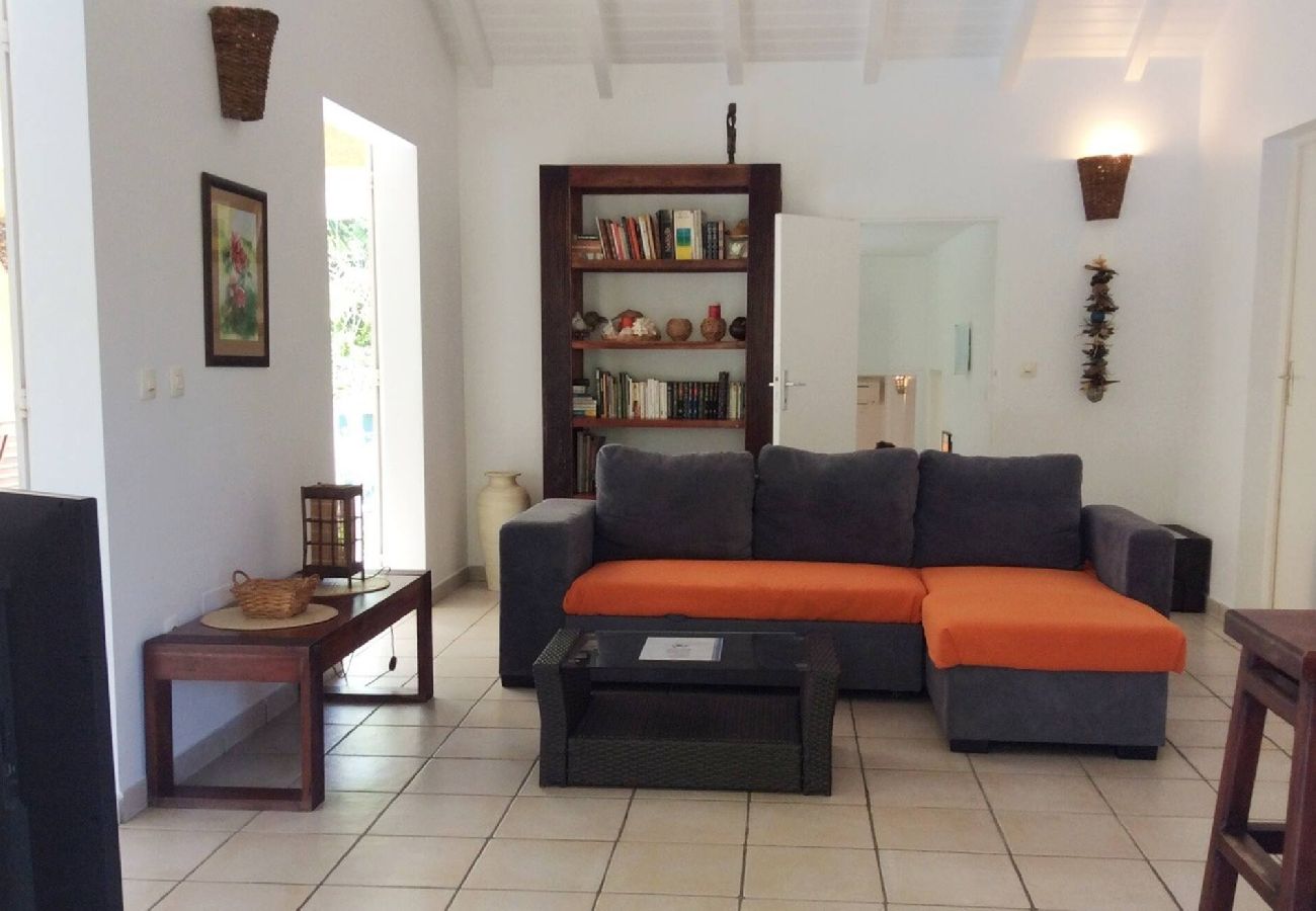 Villa à Sainte-Anne - Villa à Sainte Anne G135D - 3 ch piscine 7 pers