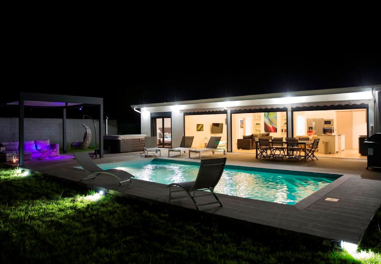 Villa à Saint-François - Villa à St François G163B - 4 chambres piscine