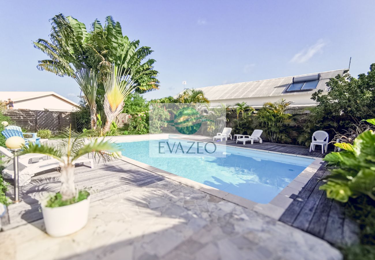 Bungalow à Le Marin - Bungalow au Marin en Martinique - Ref : M020 4 per