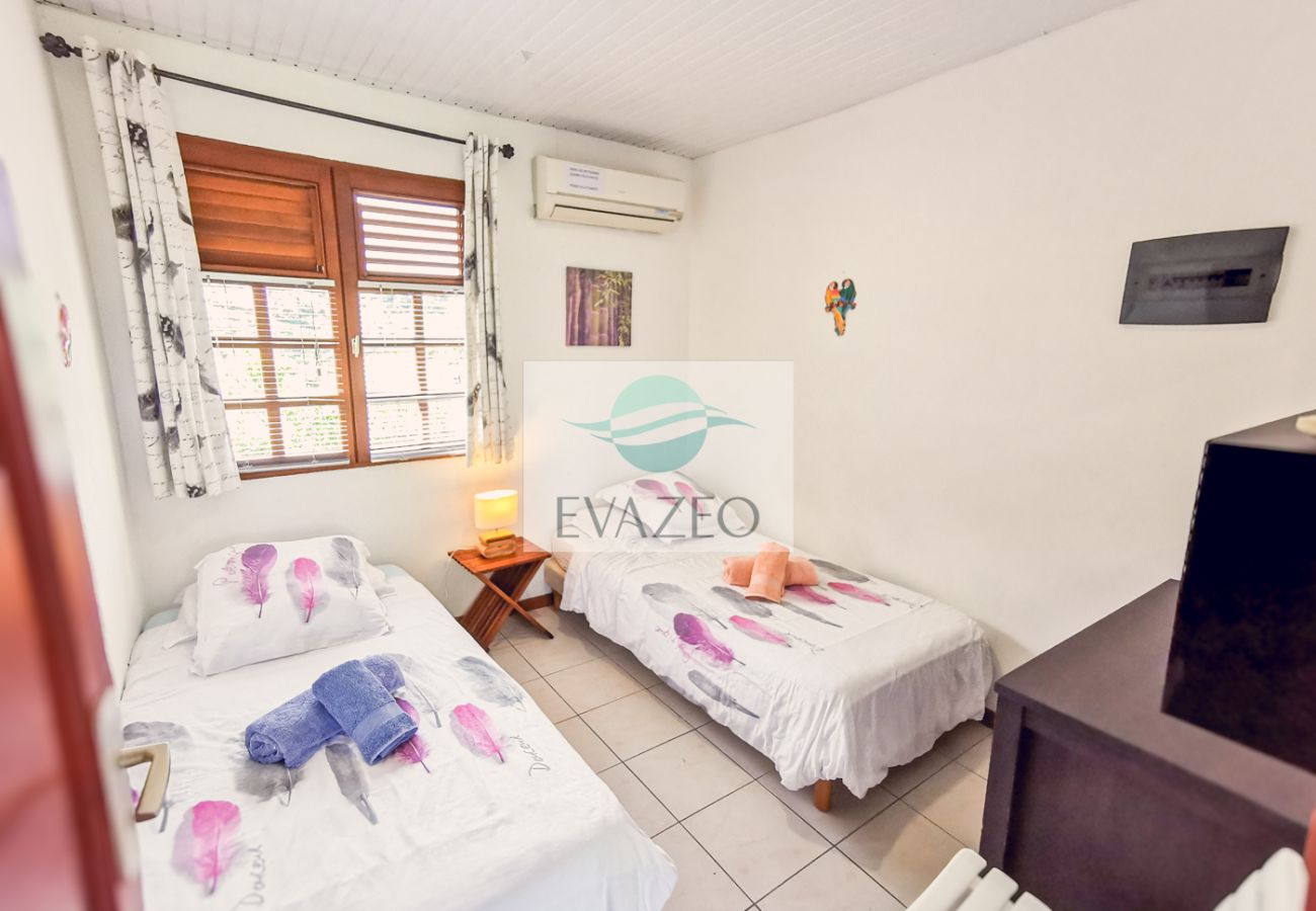 Bungalow à Le Marin - Bungalow au Marin en Martinique - Ref : M020 4 per