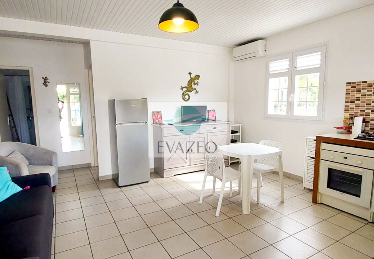 Bungalow à Le Diamant - Bungalow au Diamant en Martinique - Ref : M029A