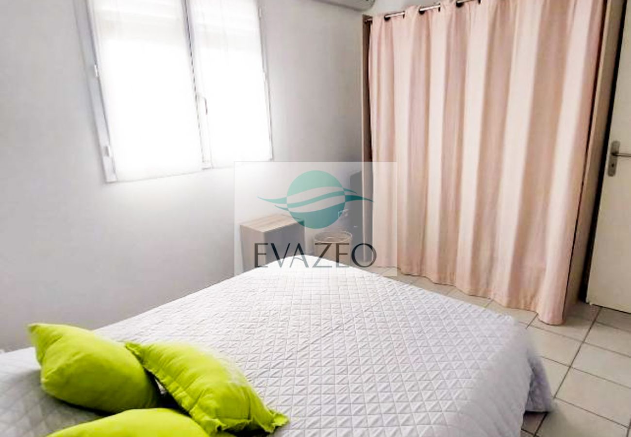 Bungalow à Le Diamant - Bungalow au Diamant en Martinique - Ref : M029A