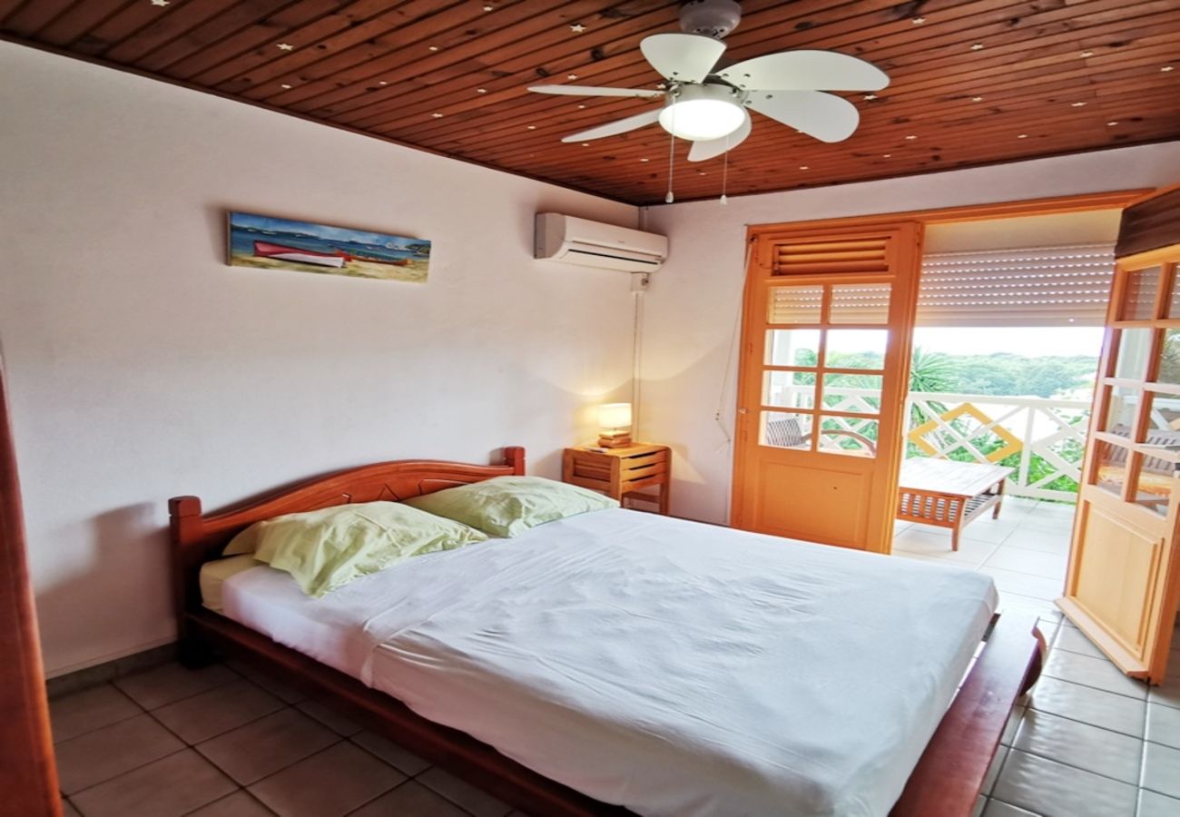 Villa à Sainte-Anne - Villa à Sainte Anne en Martinique - Ref : M043