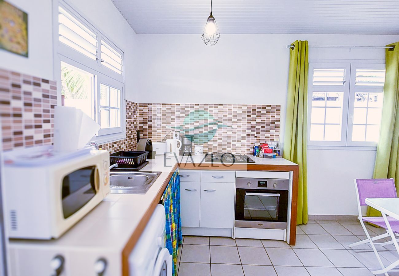 Bungalow à Le Diamant - Bungalow au Diamant en Martinique - Ref : M029B