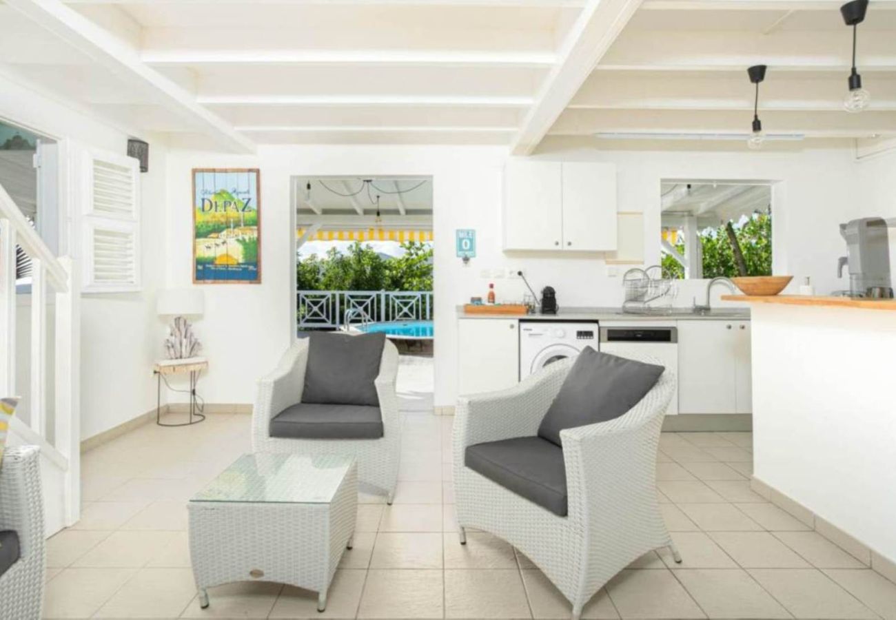 Villa à Rivière-Salée - Villa à Rivière Salée en Martinique - Ref : M135A