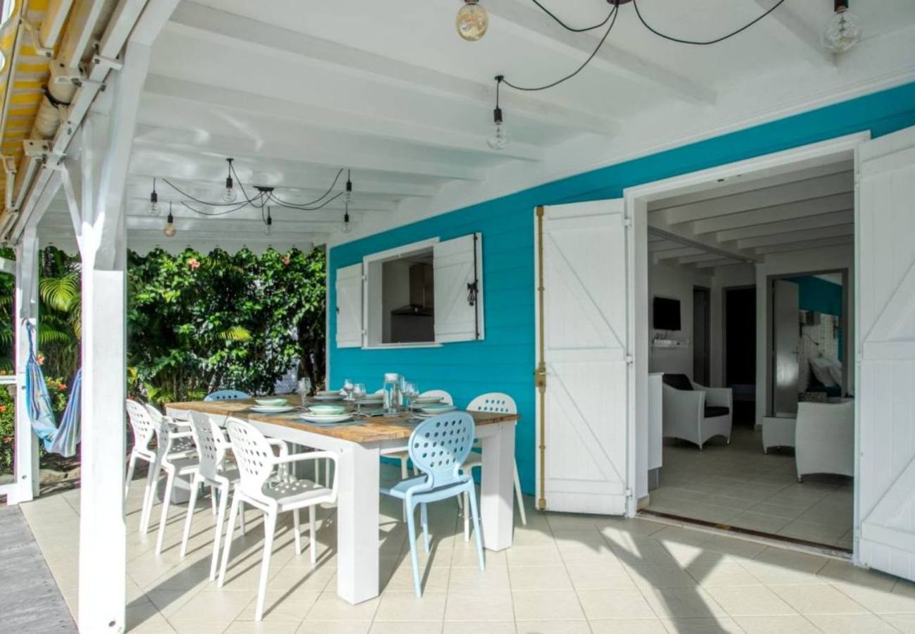 Villa à Rivière-Salée - Villa à Rivière Salée en Martinique - Ref : M135A