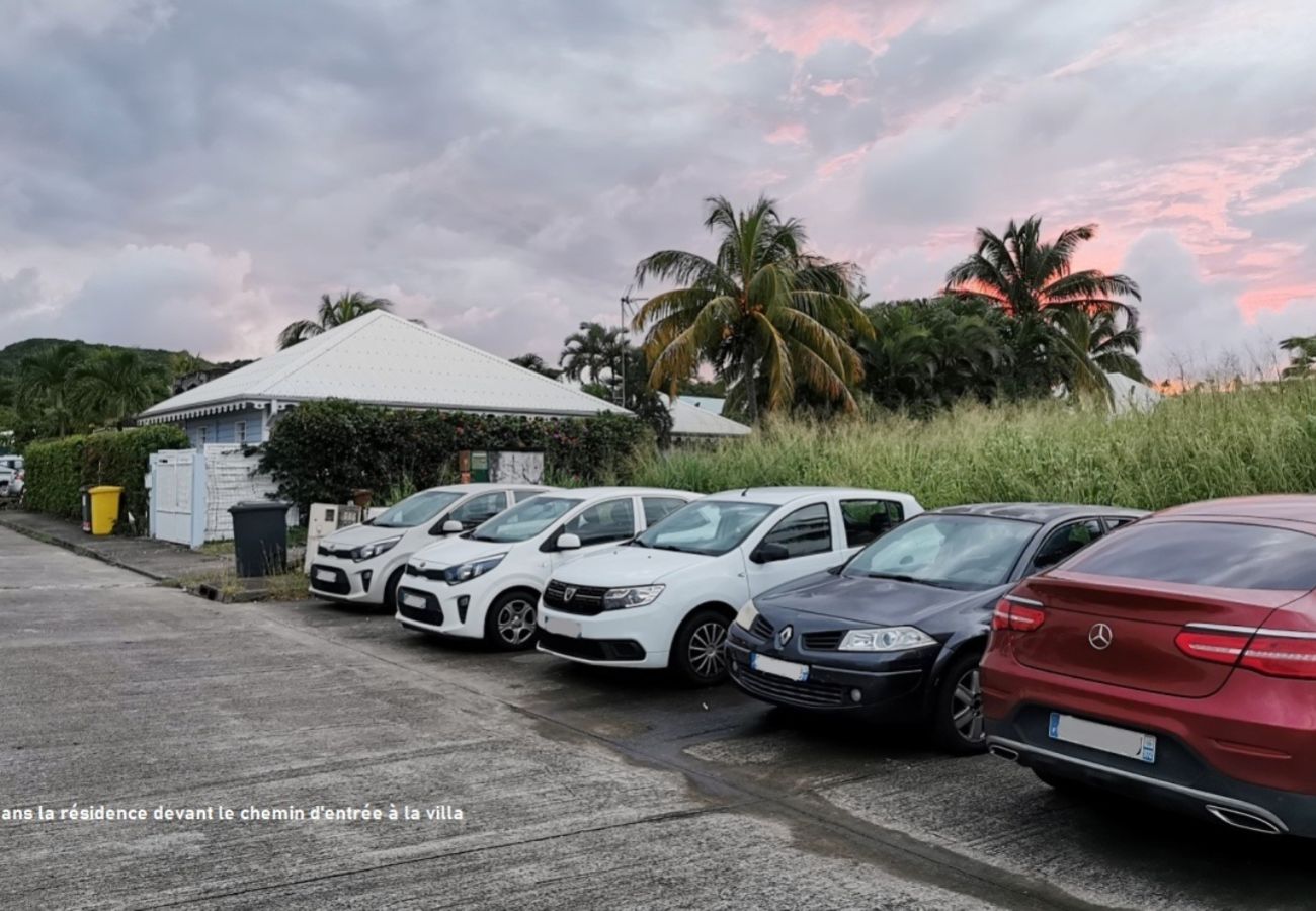 Villa à Sainte-Anne - Villa à Sainte Anne en Martinique - Ref : M135B