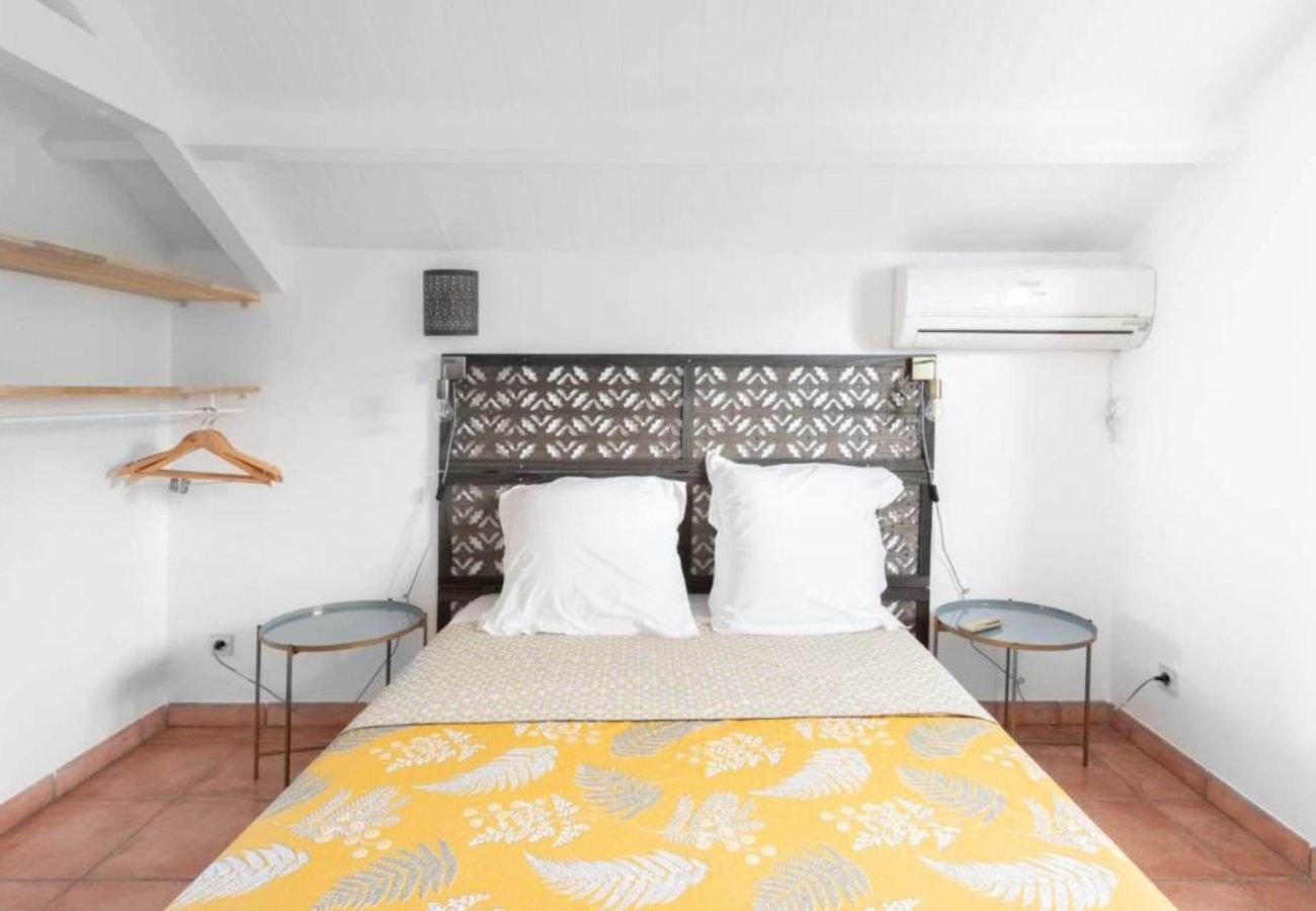 Villa à Sainte-Anne - Villa à Sainte Anne en Martinique - Ref : M135B