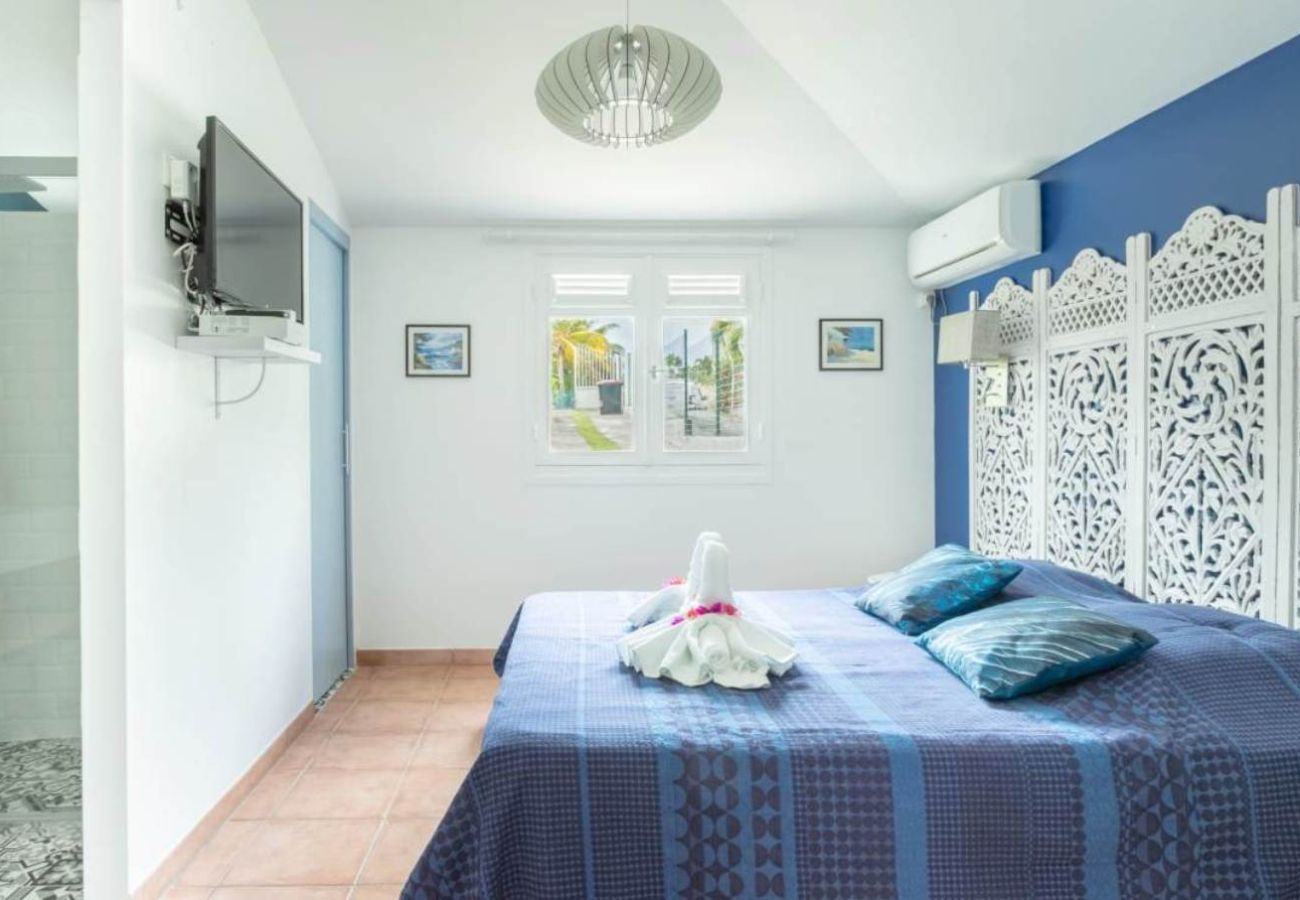 Villa à Sainte-Anne - Villa à Sainte Anne en Martinique - Ref : M135C