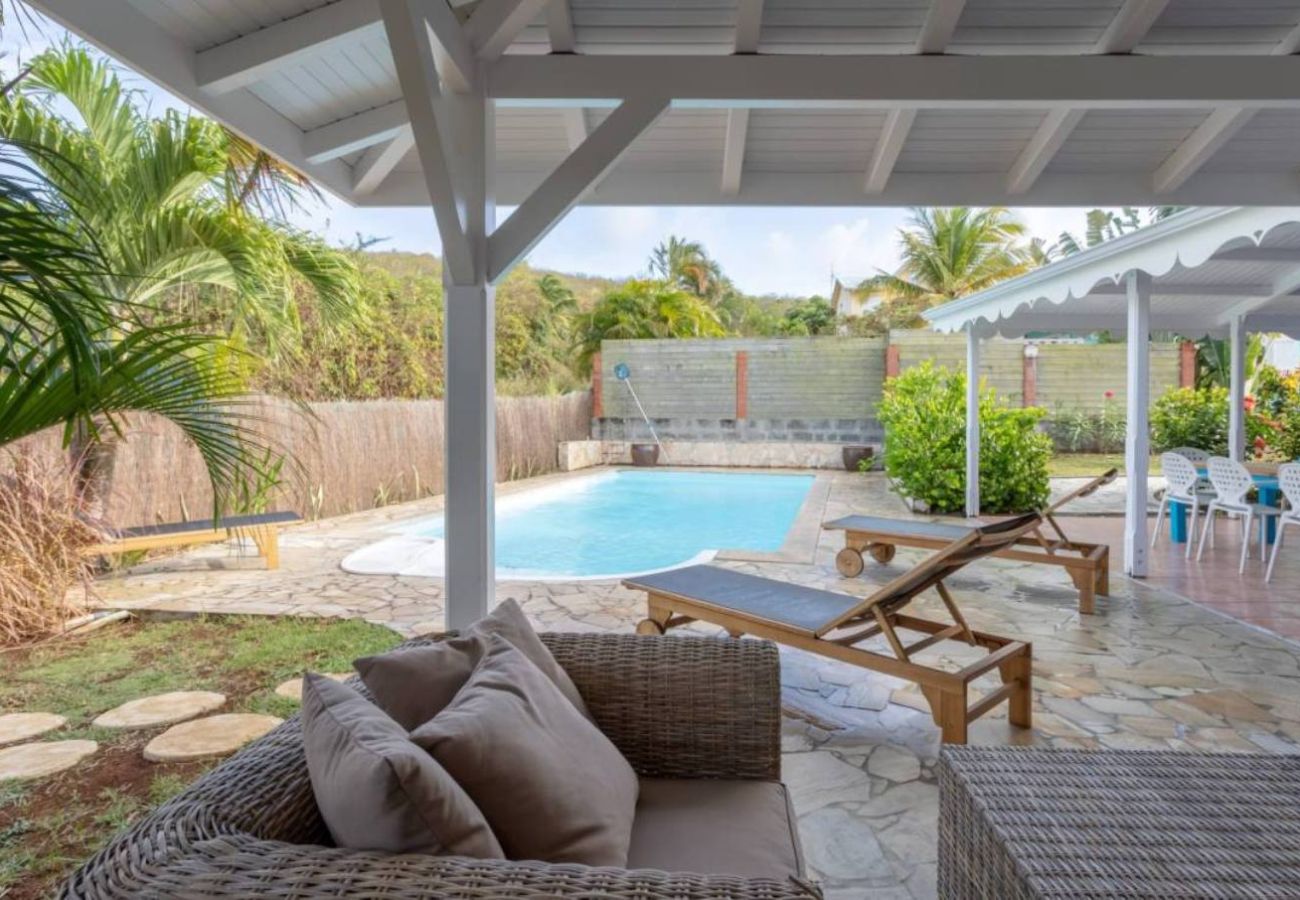 Villa à Sainte-Anne - Villa à Sainte Anne en Martinique - Ref : M135C