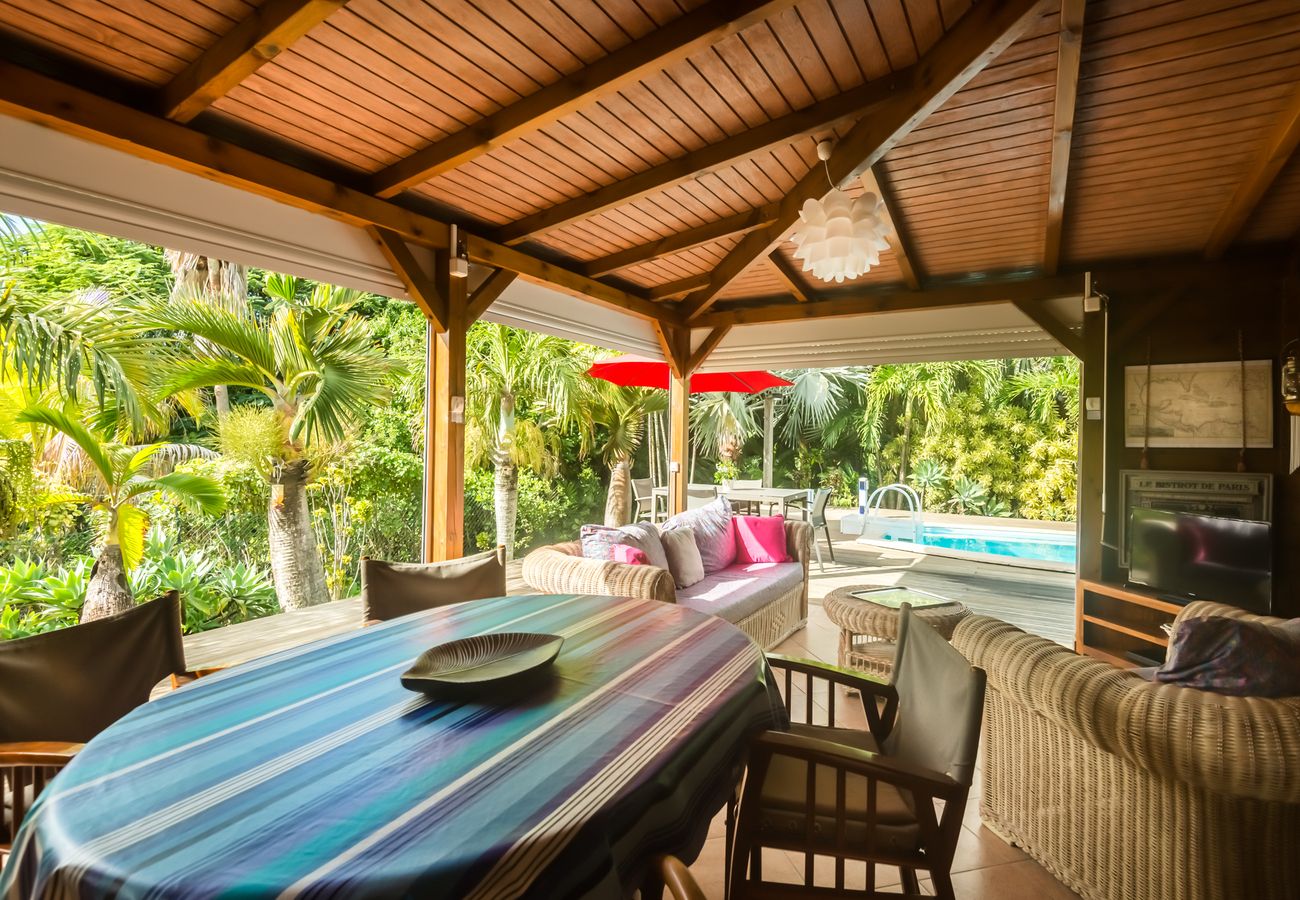 Villa à Bouillante - Villa à Bouillante en Guadeloupe - Ref : G109A