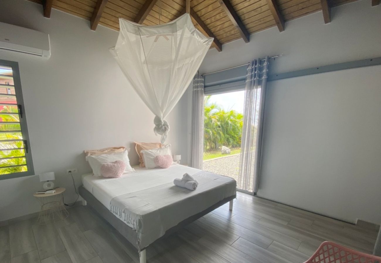 Villa à Saint-François - Villa à St François en Guadeloupe - Ref : G136B