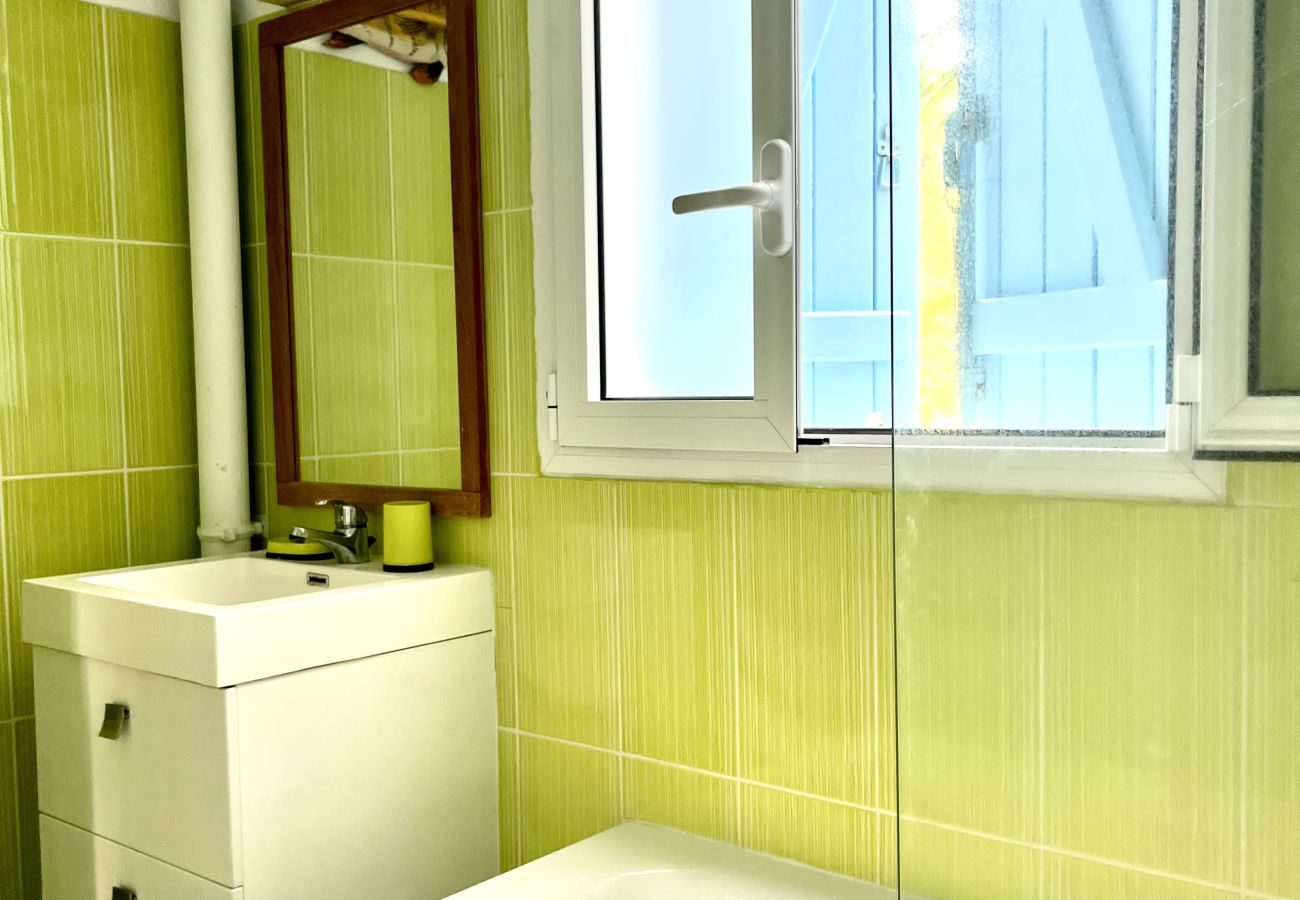 Appartement à Sainte-Anne - Résidence à Ste Anne Guadeloupe - Ref : HG024