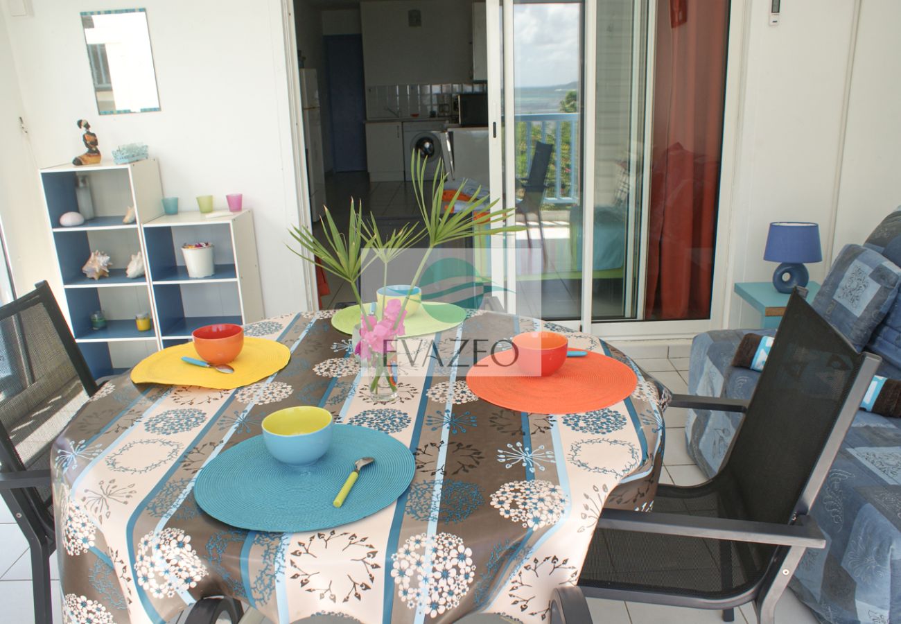 Appartement à Sainte-Anne - Résidence à Ste Anne Guadeloupe - Ref : HG027