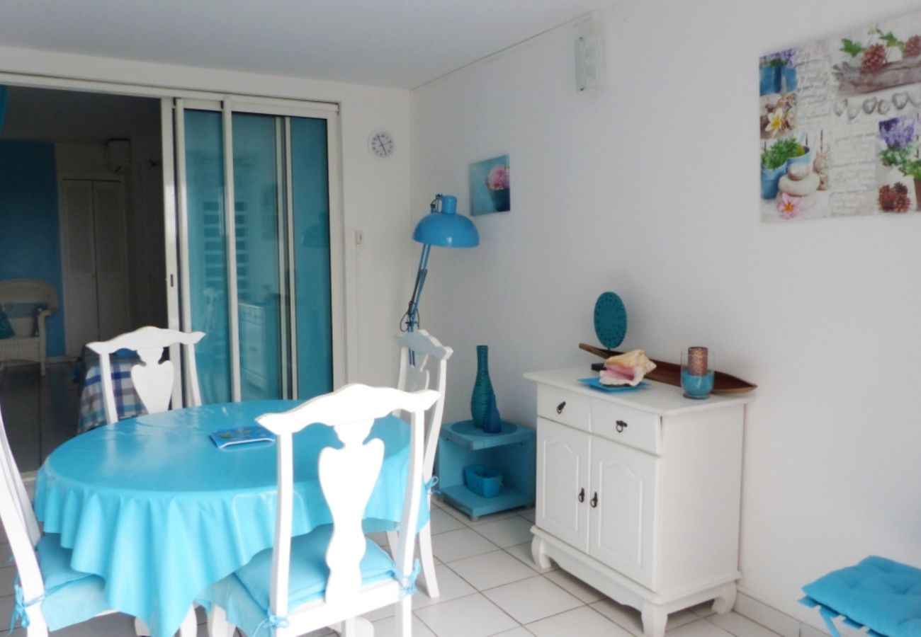 Appartement à Sainte-Anne - Résidence à Ste Anne Guadeloupe - Ref : HG027