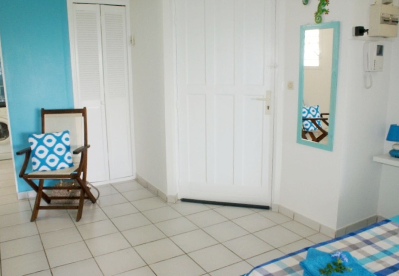 Appartement à Sainte-Anne - Résidence à Ste Anne Guadeloupe - Ref : HG027