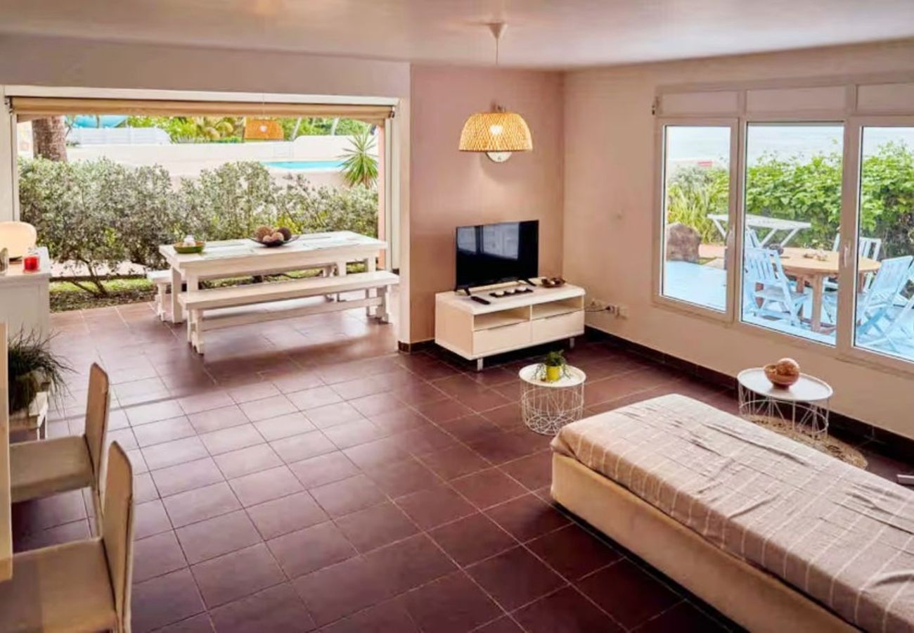 Appartement à Sainte-Anne - Appartement à Ste Anne Guadeloupe - Ref : HG096
